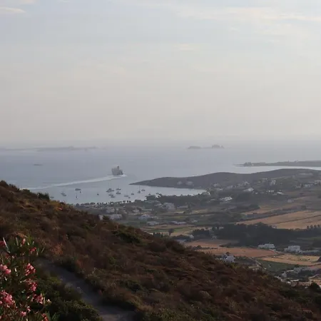 Hillside Parikia (Paros)