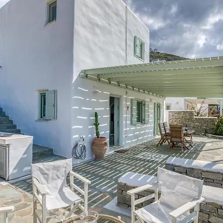 Hillside Sea & Sunset Holiday home *